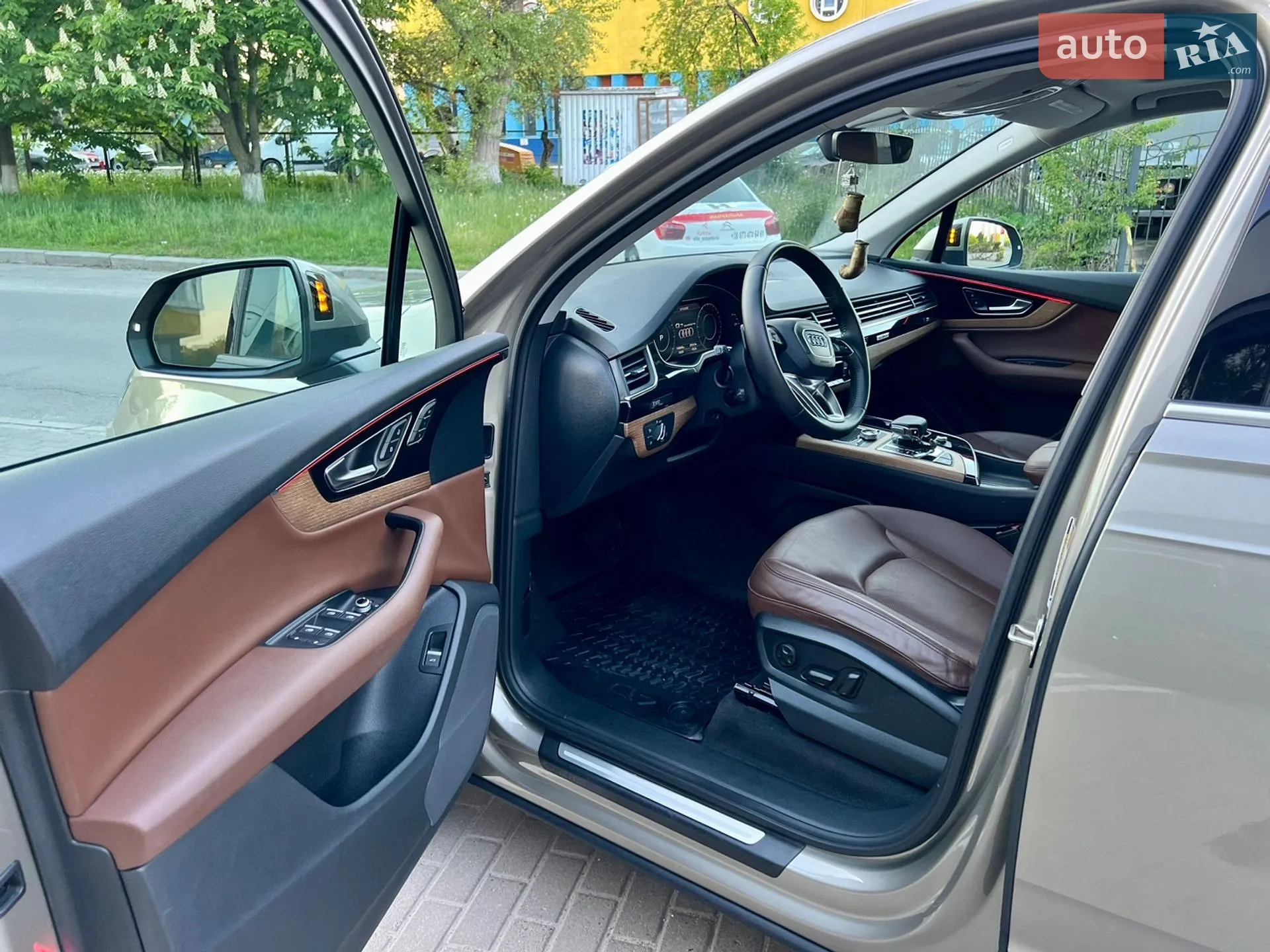 2016 Audi Q7 - мініатюра 17