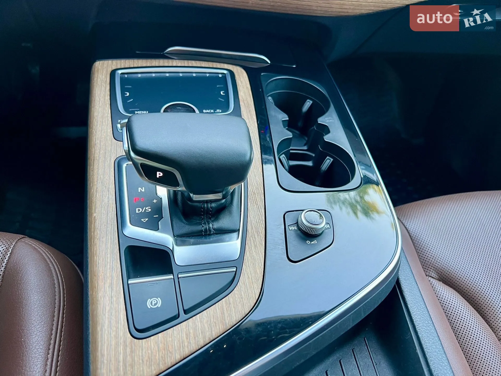 2016 Audi Q7 - мініатюра 27