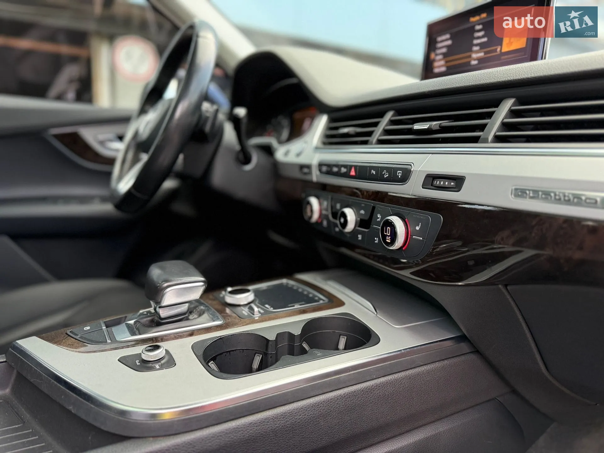 2017 Audi Q7 - мініатюра 19