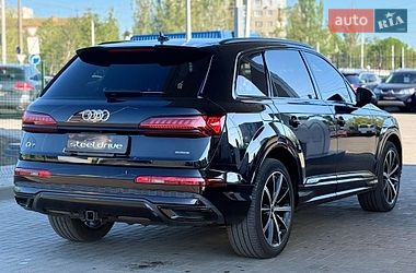 Позашляховик / Кросовер Audi Q7 2022 в Миколаєві