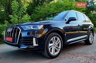 Внедорожник / Кроссовер Audi Q7 2020 в Киеве