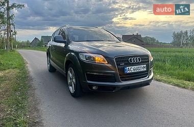 Внедорожник / Кроссовер Audi Q7 2007 в Луцке