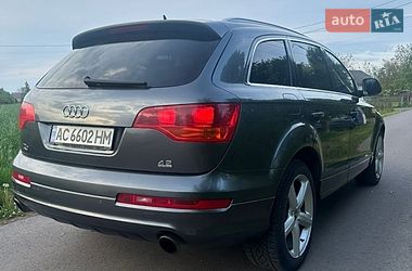 Внедорожник / Кроссовер Audi Q7 2007 в Луцке