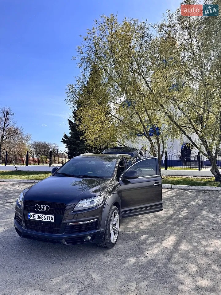 2010 Audi Q7 - мініатюра 26