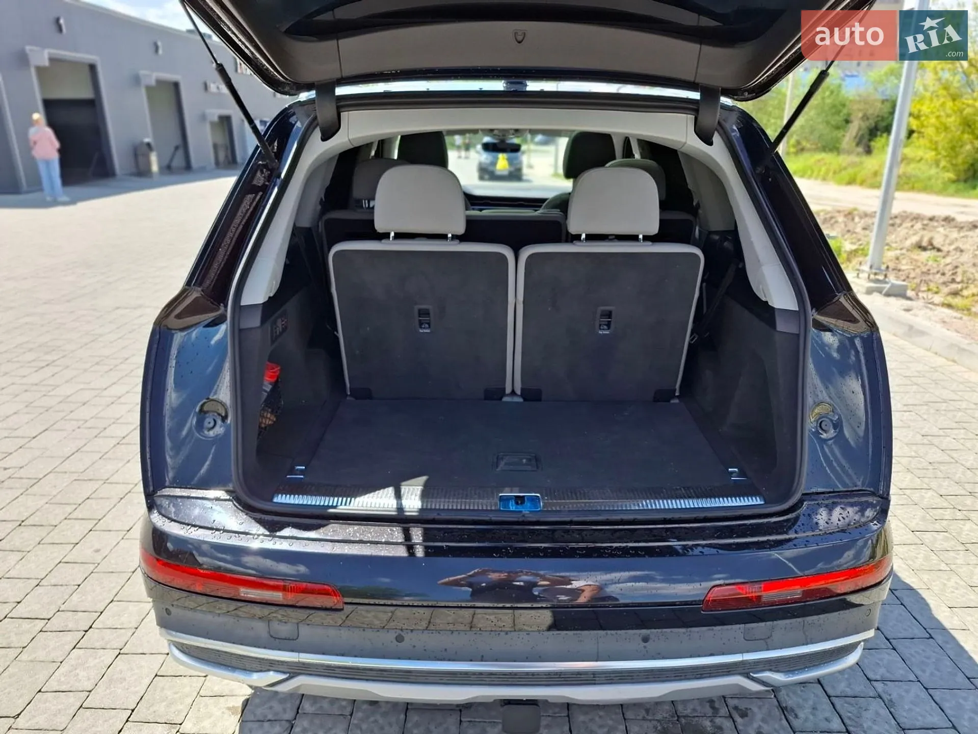 2020 Audi Q7 - мініатюра 8