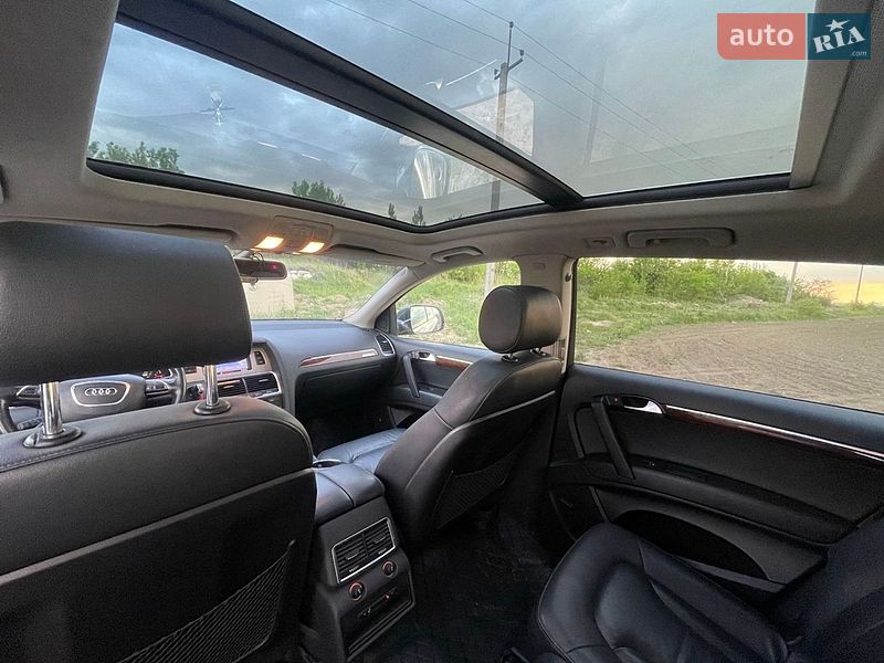 Внедорожник / Кроссовер Audi Q7 2012 в Ровно