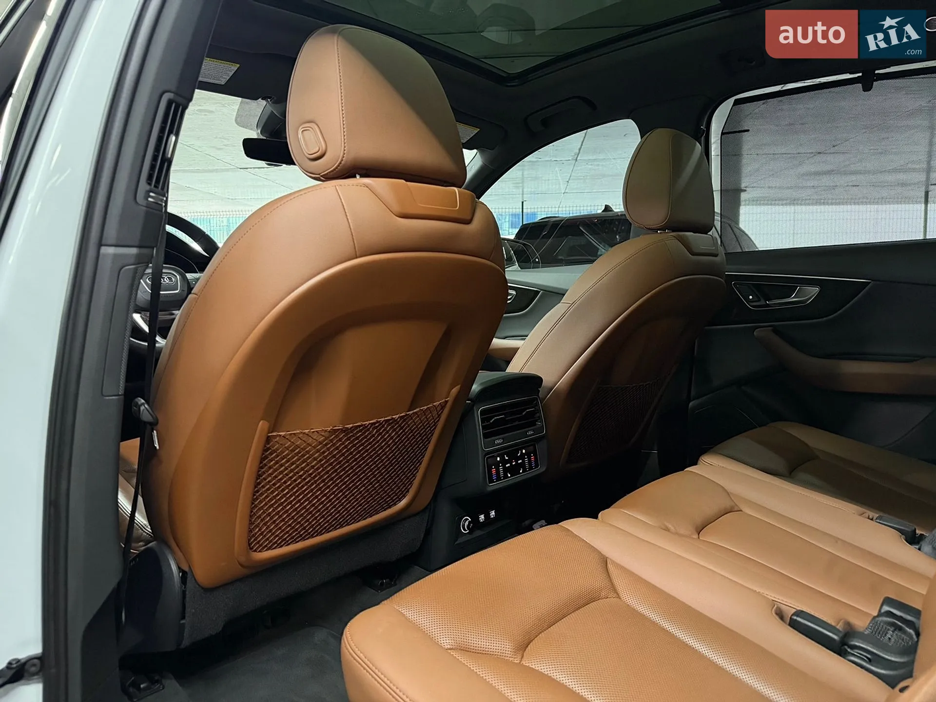 2020 Audi Q7 - мініатюра 23