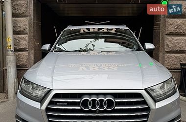 Внедорожник / Кроссовер Audi Q7 2018 в Киеве