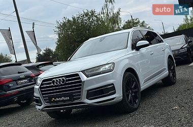 Внедорожник / Кроссовер Audi Q7 2016 в Луцке