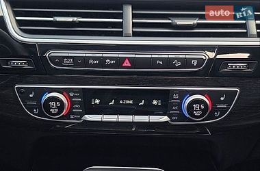 Позашляховик / Кросовер Audi Q7 2017 в Одесі