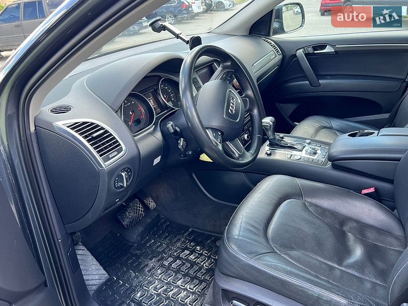 Позашляховик / Кросовер Audi Q7 2012 в Львові
