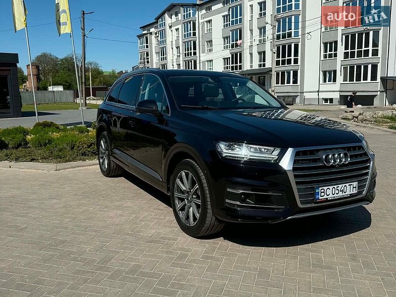 Позашляховик / Кросовер Audi Q7 2018 в Львові
