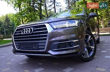 Позашляховик / Кросовер Audi Q7 2015 в Трускавці