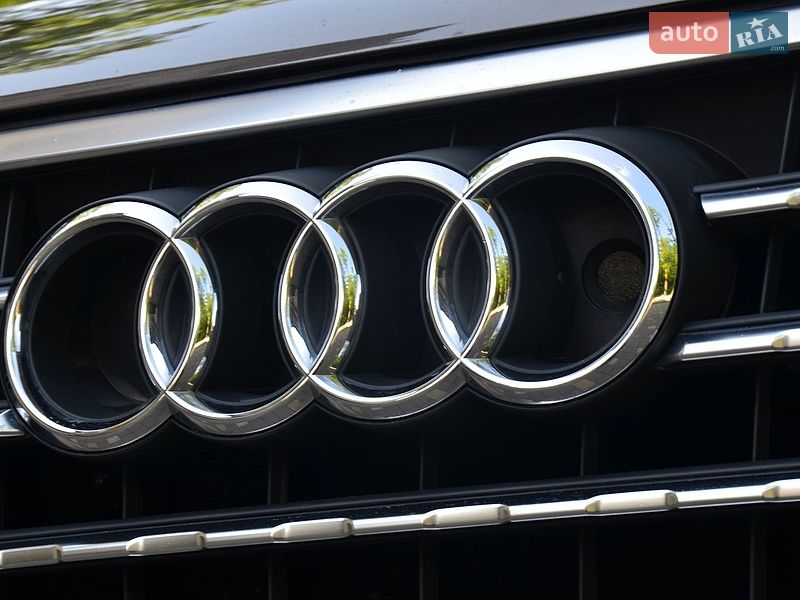 Позашляховик / Кросовер Audi Q7 2015 в Трускавці