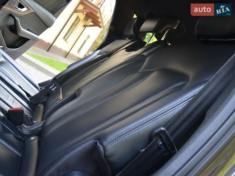 Позашляховик / Кросовер Audi Q7 2015 в Трускавці