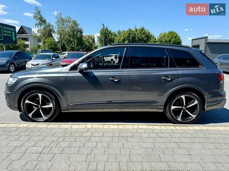 Позашляховик / Кросовер Audi Q7 2016 в Івано-Франківську