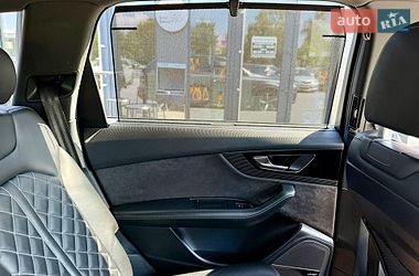 Позашляховик / Кросовер Audi Q7 2016 в Івано-Франківську