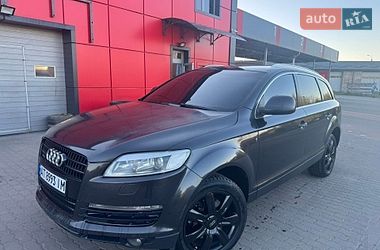 Внедорожник / Кроссовер Audi Q7 2006 в Здолбунове