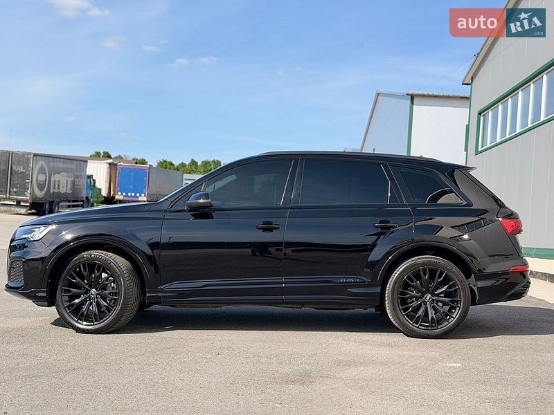 Внедорожник / Кроссовер Audi Q7 2020 в Виннице