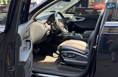 Позашляховик / Кросовер Audi Q7 2015 в Києві фото 11 Позашляховик / Кросовер Audi Q7 2015 в Києві