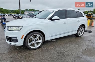 Позашляховик / Кросовер Audi Q7 2018 в Львові