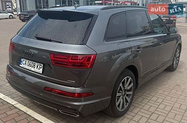 Позашляховик / Кросовер Audi Q7 2016 в Черкасах