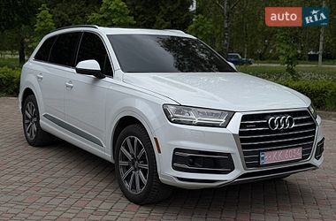 Внедорожник / Кроссовер Audi Q7 2016 в Лубнах