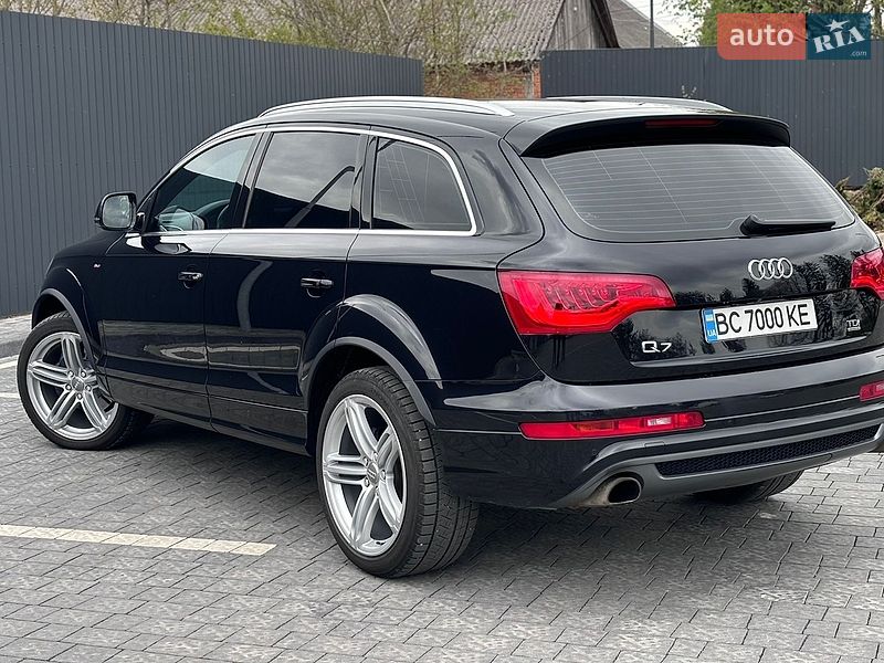 Позашляховик / Кросовер Audi Q7 2013 в Самборі