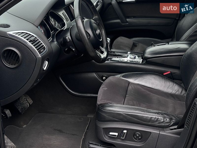 Позашляховик / Кросовер Audi Q7 2013 в Самборі
