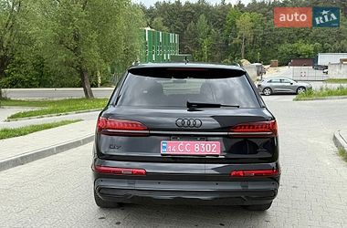 Позашляховик / Кросовер Audi Q7 2020 в Новояворівську
