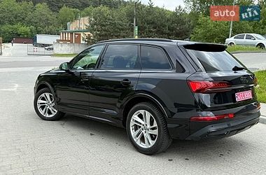 Позашляховик / Кросовер Audi Q7 2020 в Новояворівську