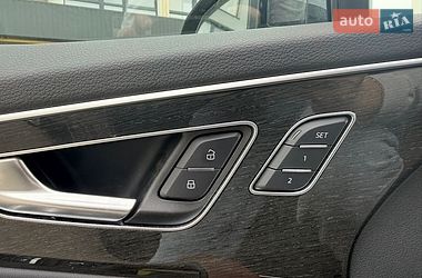 Позашляховик / Кросовер Audi Q7 2020 в Новояворівську
