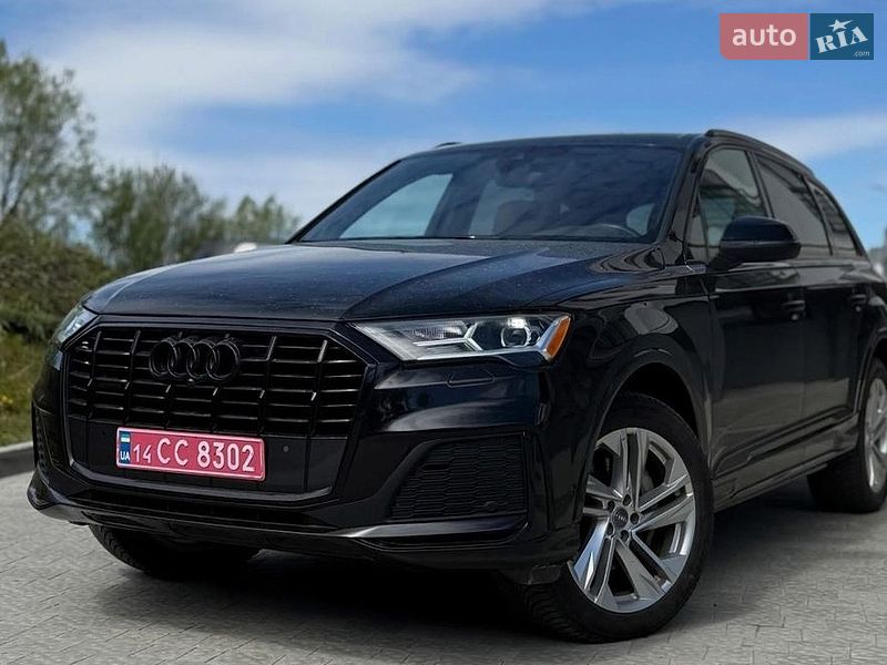 Позашляховик / Кросовер Audi Q7 2020 в Новояворівську