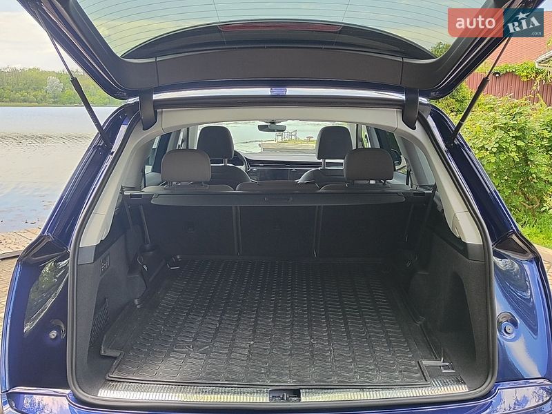Внедорожник / Кроссовер Audi Q7 2022 в Запорожье