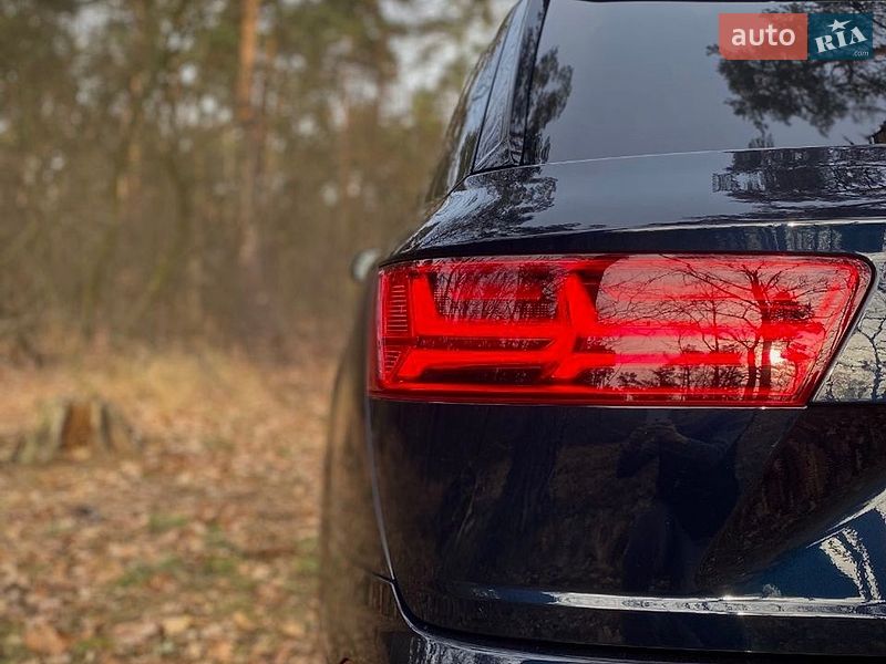 Внедорожник / Кроссовер Audi Q7 2017 в Киеве
