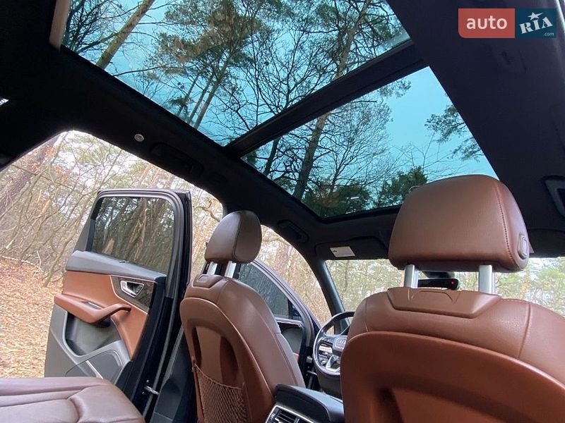 Внедорожник / Кроссовер Audi Q7 2017 в Киеве