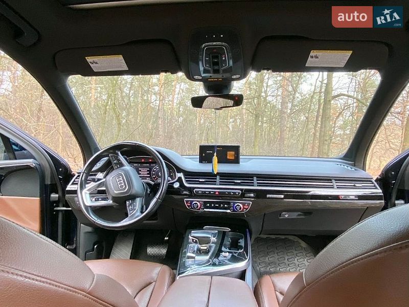 Внедорожник / Кроссовер Audi Q7 2017 в Киеве