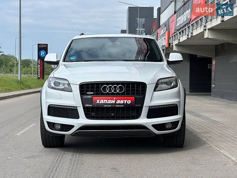 Позашляховик / Кросовер Audi Q7 2013 в Києві