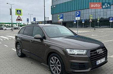 Позашляховик / Кросовер Audi Q7 2017 в Львові
