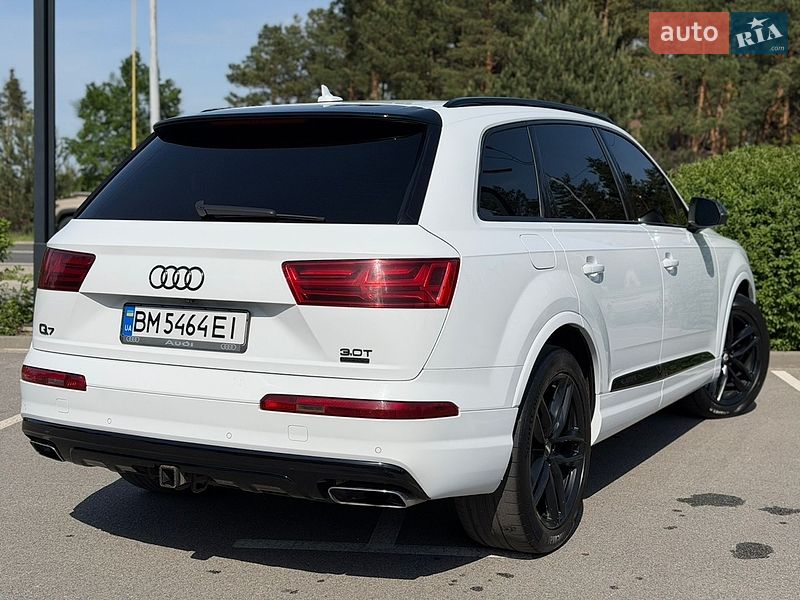 Внедорожник / Кроссовер Audi Q7 2016 в Киеве