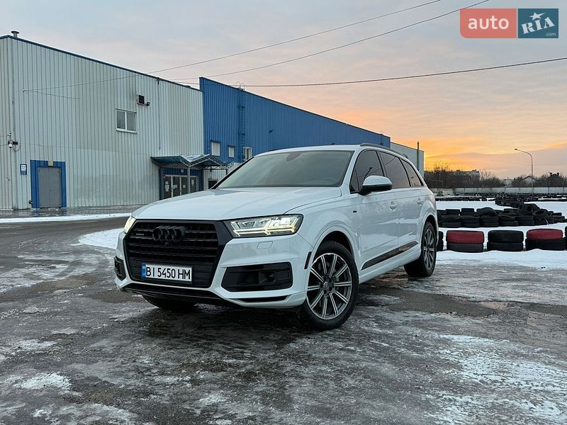 Позашляховик / Кросовер Audi Q7 2016 в Кременчуці
