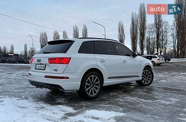 Позашляховик / Кросовер Audi Q7 2016 в Кременчуці