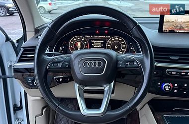 Позашляховик / Кросовер Audi Q7 2016 в Кременчуці