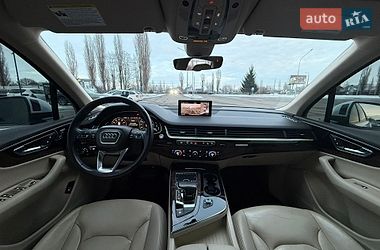 Позашляховик / Кросовер Audi Q7 2016 в Кременчуці