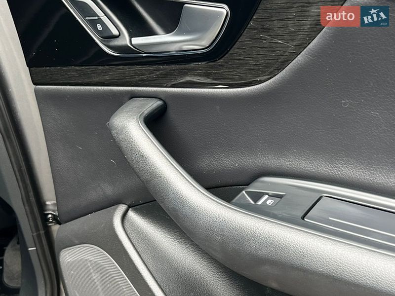 Позашляховик / Кросовер Audi Q7 2017 в Одесі