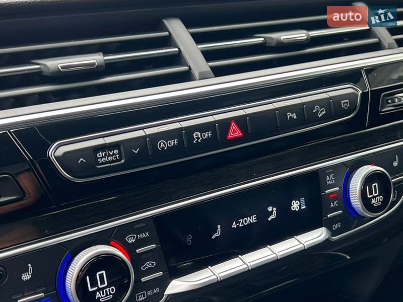Позашляховик / Кросовер Audi Q7 2017 в Одесі