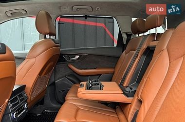 Внедорожник / Кроссовер Audi Q7 2016 в Луцке