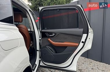 Внедорожник / Кроссовер Audi Q7 2016 в Луцке