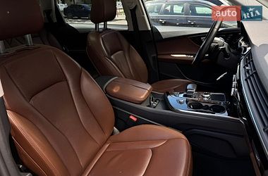 Позашляховик / Кросовер Audi Q7 2016 в Дніпрі