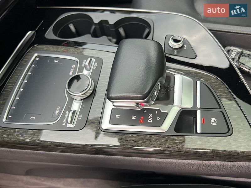 Внедорожник / Кроссовер Audi Q7 2018 в Николаеве